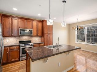 11962 W Long Cir UNIT 103, Littleton, CO 80127
