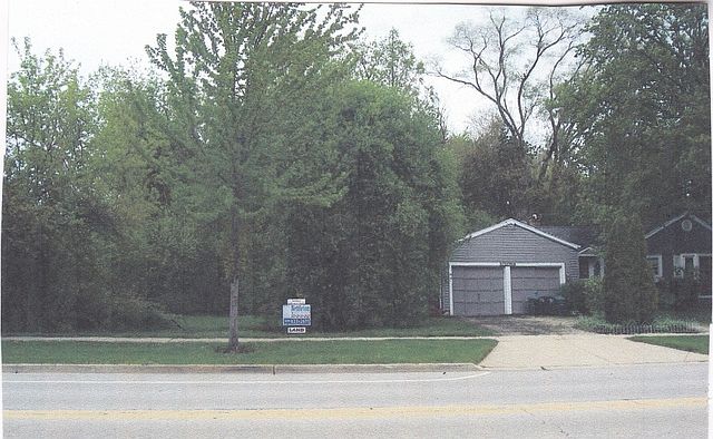 2nd image of 700 Willow St