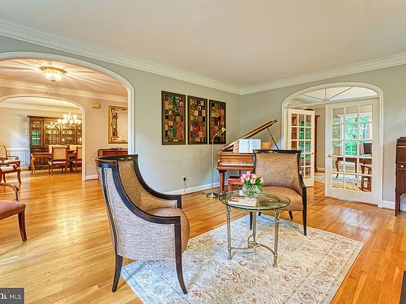 4th image of 2710 Green Holly Springs Ct
