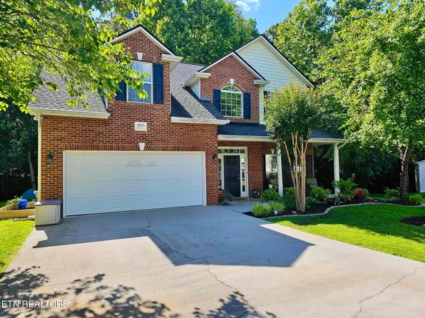 1605 Spring Oak Ln, Lenoir City, TN 37772