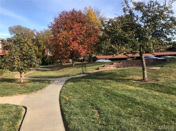 1163 Appleseed Ln APT B, Saint Louis, MO 63132