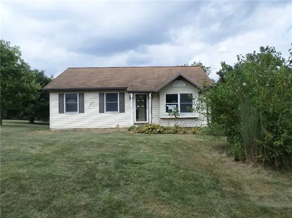 63 Mowery Rd, Jonestown, PA 17038