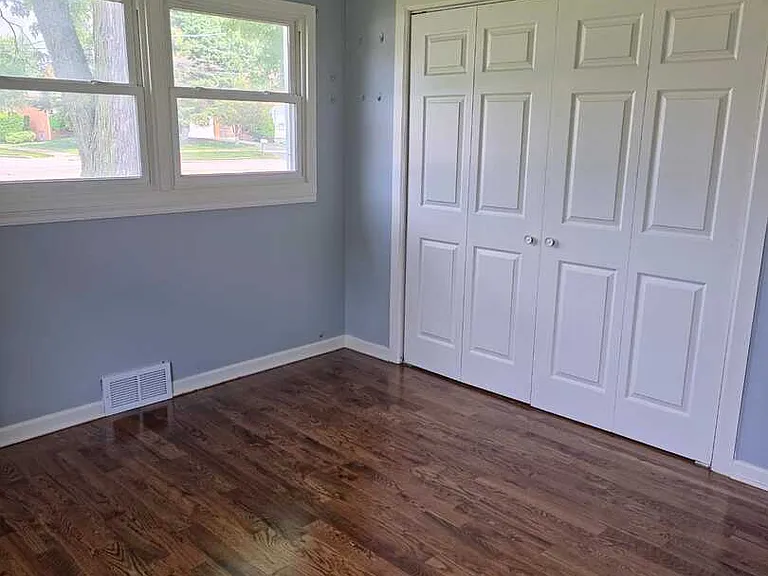 9154 Ridgeland Ave — Photo 7