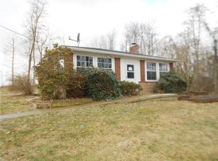 117 Waltman Ln, Fenelton, PA 16034