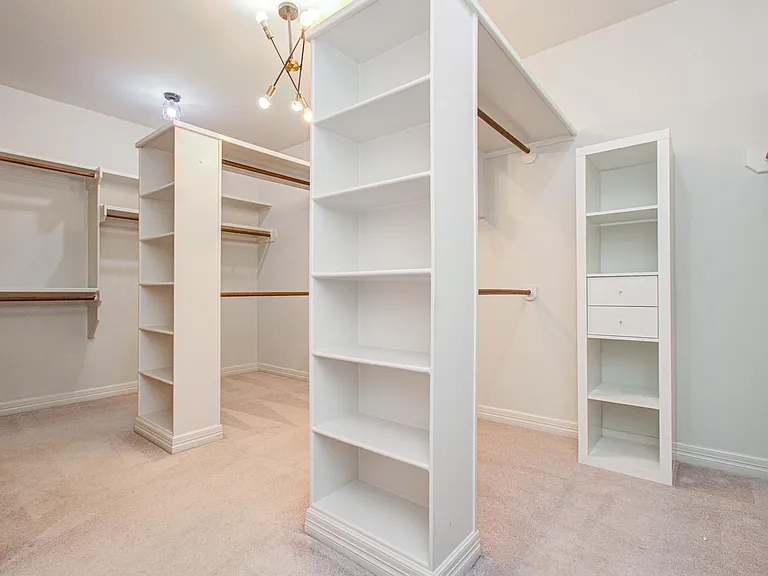 13514 Broadmeadow Ln — Photo 34