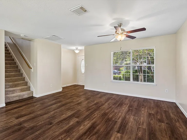 21914 Willow Downs Dr — Photo 11