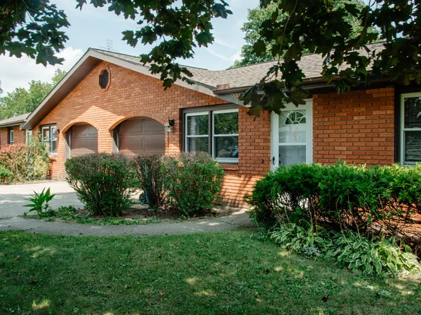 9003 N Main St, Berrien Springs, MI 49103