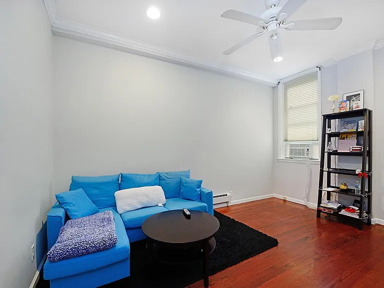 519 Willow Ave #2 — Photo 6