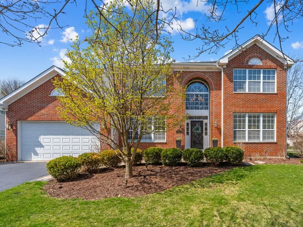 903 Erb Farm Ln, Naperville, IL 60563
