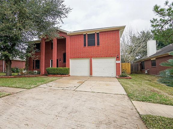 2nd image of 3014 Texas Oak Dr