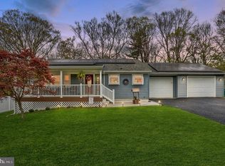 957 Sunnyside Rd, Hummelstown, PA 17036