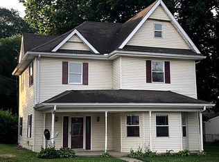 105 N Indiana St, Roachdale, IN