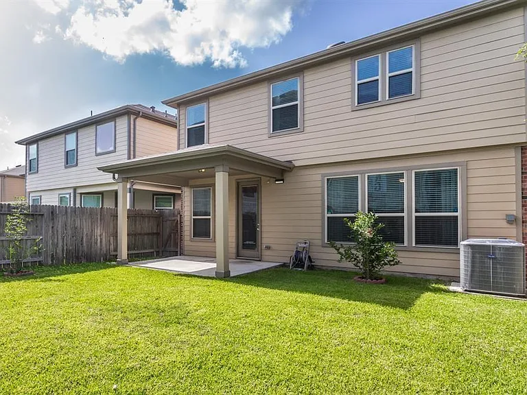 16303 Copperwood Run Way — Photo 35