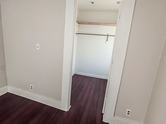 5th image of 16184 Hauss Ave