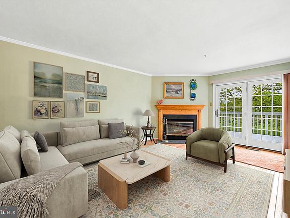 2nd image of 34 Buttonwood Dr #34