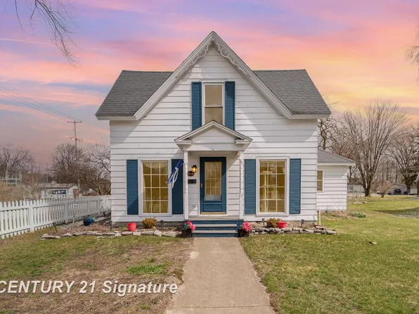 301 S Saginaw St, Saint Charles, MI 48655