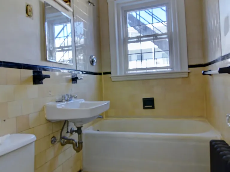 17 Greenleaf St #15 — Photo 16