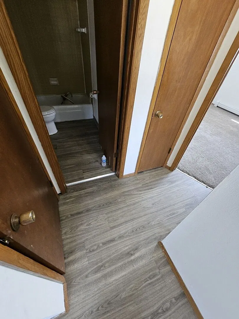 N113W15583 Francese Dr — Photo 2