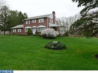 607 Sackettsford Rd, Ivyland, PA 18974