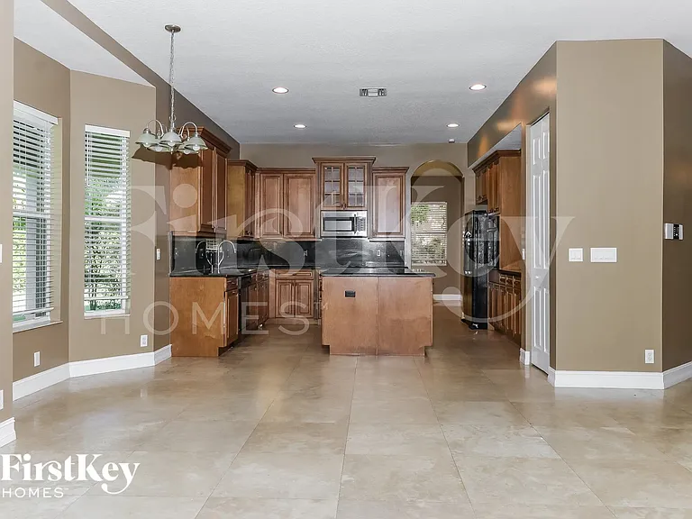 8636 Cobblestone Point Cir — Photo 5