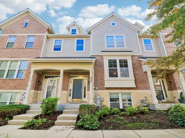 905 Indigo Ct, Hanover Park, IL 60133