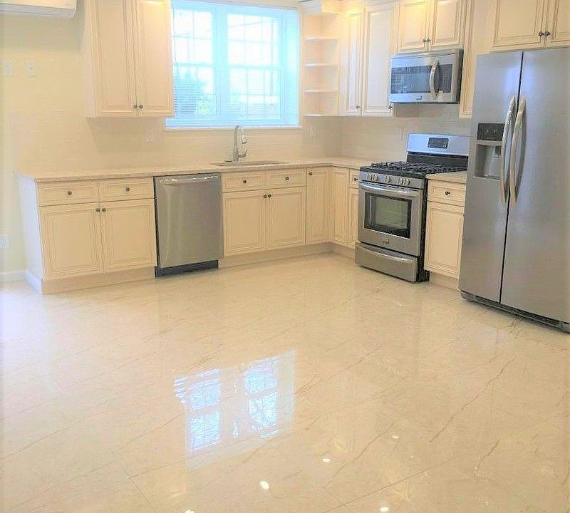 1st image of 2052 47th St