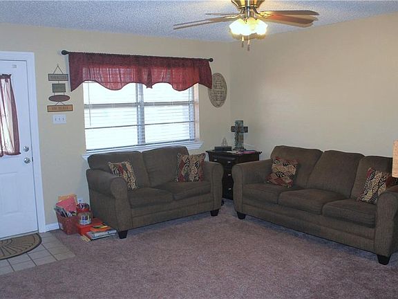 3rd image of 1504 Natalie Dr