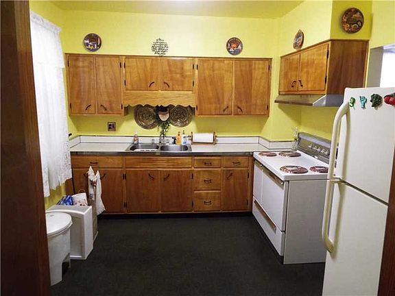 2nd image of 9 Orange Ave
