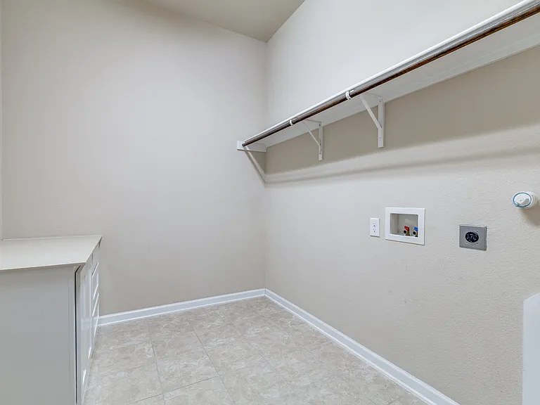 9509 Bewley Ct — Photo 28
