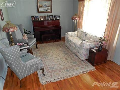 3rd image of 7123 Sprucewood Dr