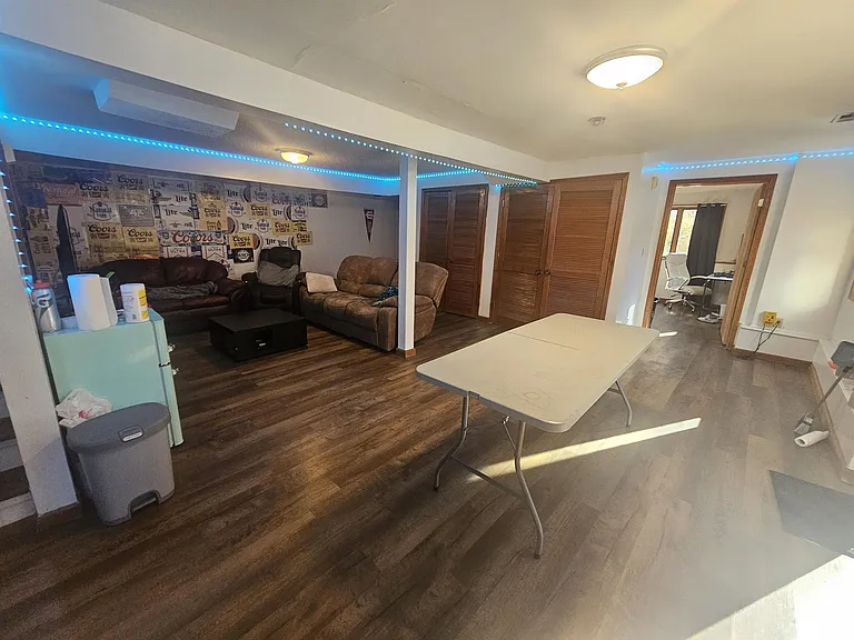 4035 N Hinkle Rd — Photo 13