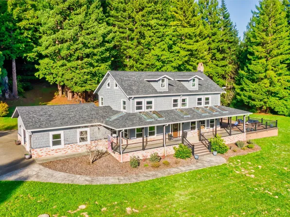 1295 Palmer Blvd, Fortuna, CA 95540