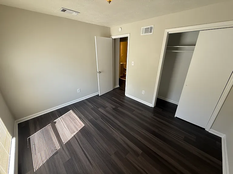 3310 William Tell Dr — Photo 7
