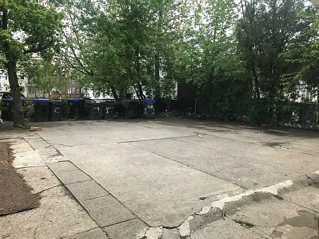 2nd image of 142 Wendell St