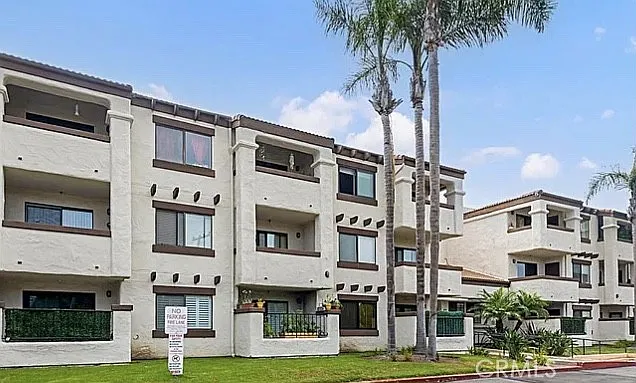 1 bed, 540 sqft, $2,575 — Photo 3