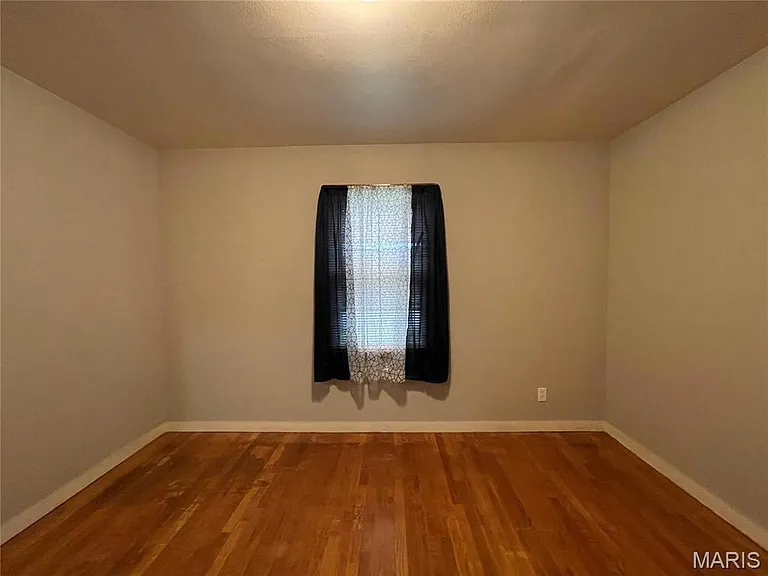 10745 Saint Xavier Ln — Photo 25