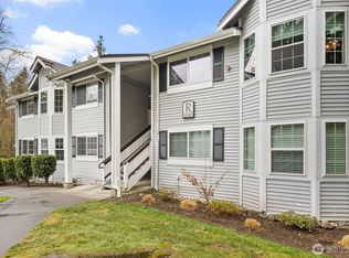 23307 Cedar Way APT R201, Mountlake Terrace, WA 98043
