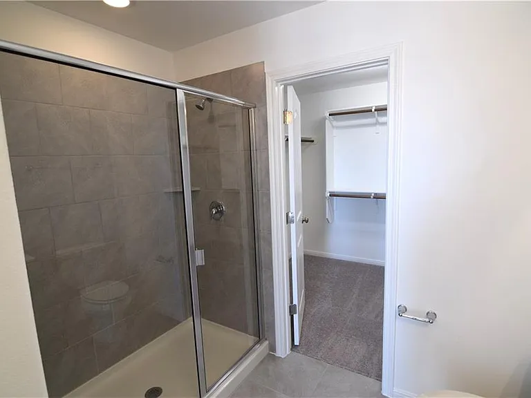 6705 Routenburn St — Photo 9