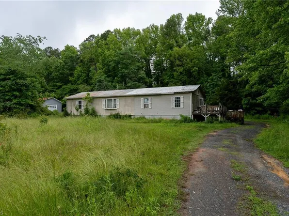 587 Farmer Rd, Denton, NC 27239