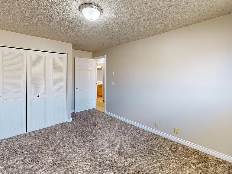 240 W Furnish Ave #8 — Photo 10