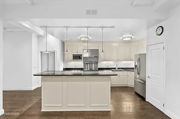 Sold by Corcoran | media 21