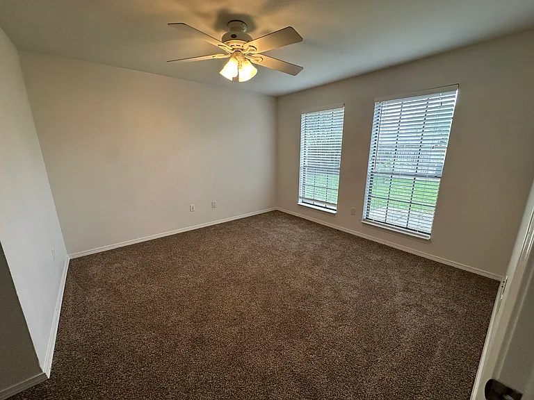 6504 Chicory Ct — Photo 9