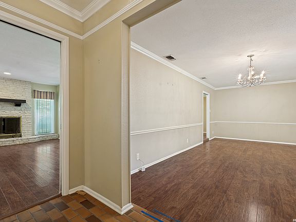 3rd image of 10911 WHISPERING WIND ST