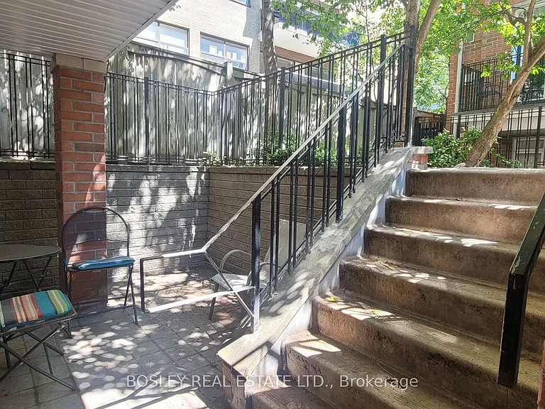 415 Jarvis St #155 — Photo 4