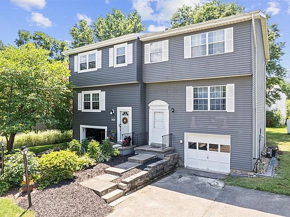 2nd image of 209 Opal Dr