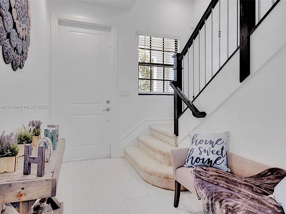 4th image of 11760 SW 13th Ct #11760
