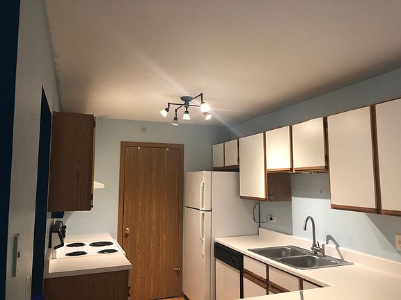 4th image of 511 Leah Ln APT 2D