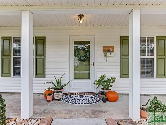 5th image of 114 Benicia Ln