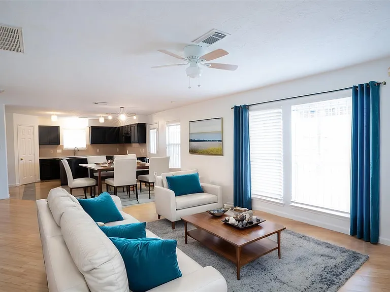 7110 Favian Ct — Photo 9