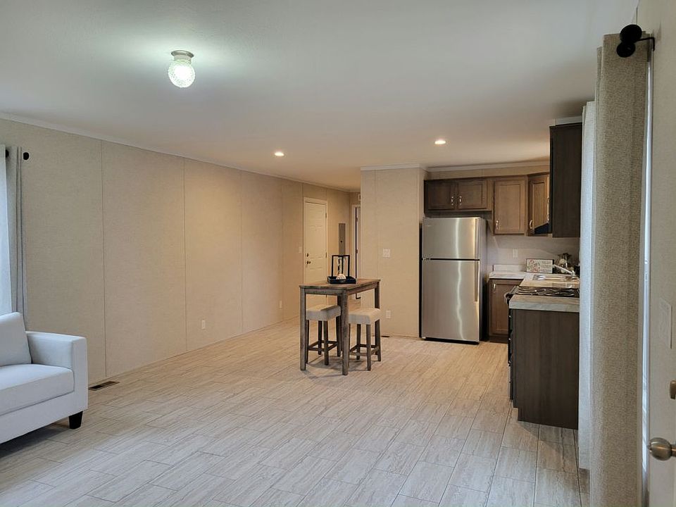 1st image of 3731 S Glenstone Ave #B03